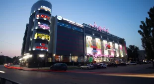 Торговый центр Муравей на проспекте Ленина фотография 2