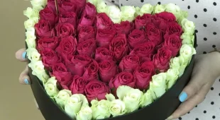 Розничный магазин цветов и подарков База Цветов 24.ру на Аэродромной улице фотография 2