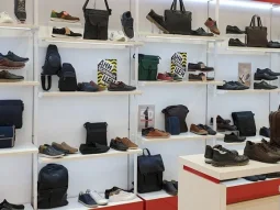 Магазин одежды и обуви Francesco Donni фотография 2