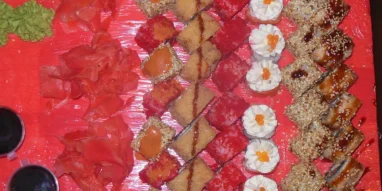 Служба доставки суши Сытая креветка на Керченской улице фотография 4