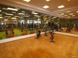 Спортивный клуб Golds fitness на Казанском шоссе фотография 2