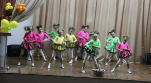 Школа танцев Цветные танцы фотография 2