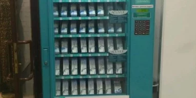 Автомат по продаже контактных линз Оптика Кронос на улице Коминтерна фотография 3