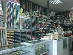 Магазин-мастерская по ремонту одежды, установке кнопок и установке фурнитуры на одежду Пуговка фотография 2