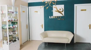 Центр врачебной косметологии Liberty на улице Володарского фотография 2