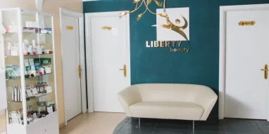 Центр врачебной косметологии Liberty на улице Володарского фотография 2