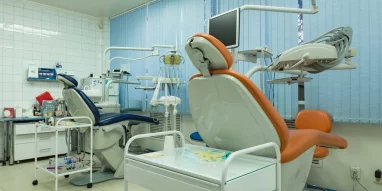 Стоматологическая клиника Кармэн-Мед  на метро Горьковская фотография 1
