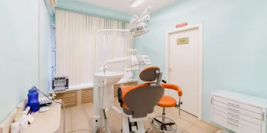 Стоматологическая клиника Стомат-Люкс на Молодёжном проспекте фотография 15