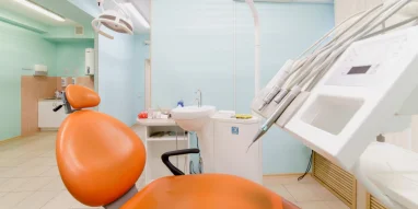 Стоматологическая клиника Стомат-Люкс на Молодёжном проспекте фотография 13