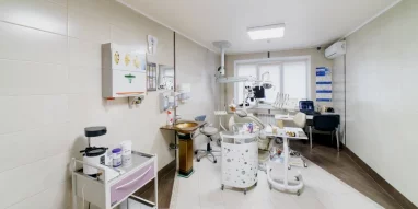 Стоматологическая клиника Имплант  в Западном микрорайоне фотография 21